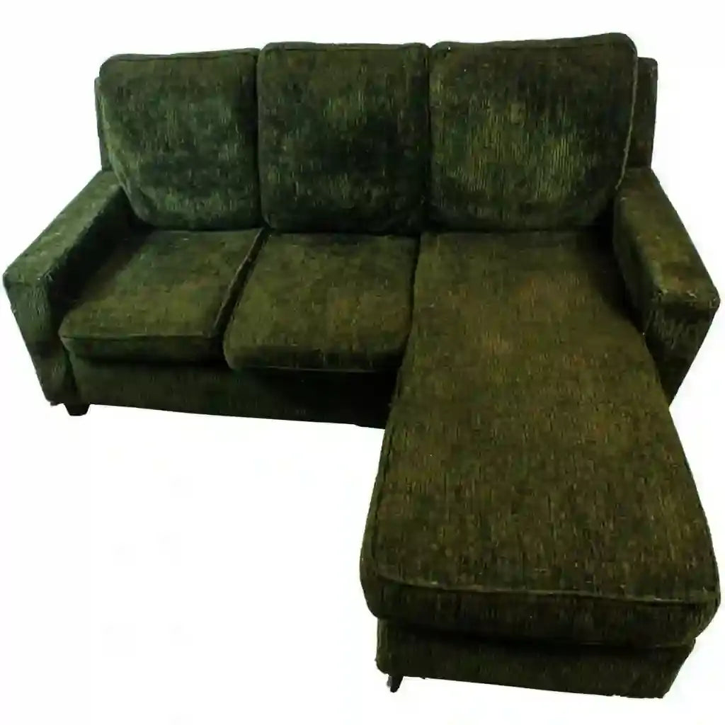 Sofá con asiento alargado y cojines amplios - verde